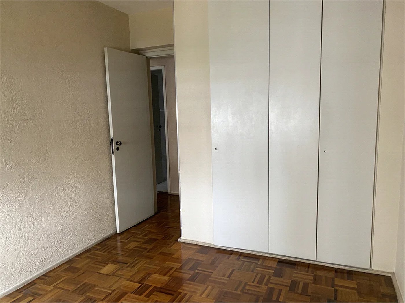 Apartamento à venda com 3 quartos, sendo 1 suíte, em Brooklin Paulista, São Paulo, SP