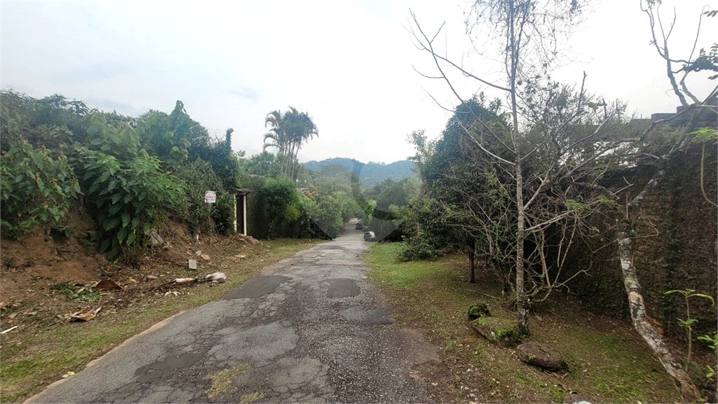 Terreno à venda no condomínio Alpes da Cantareira, Mairiporã - SP