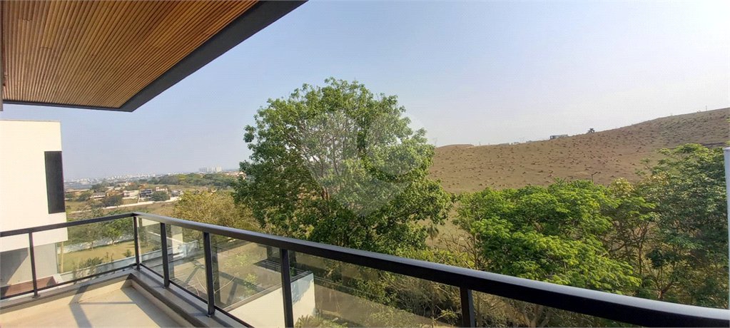 Casa à venda com 5 suítes em Condomínio Residencial Montserrat, São José dos Campos, SP