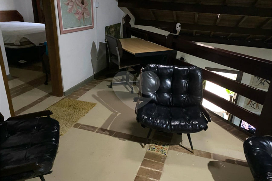 Casa à venda com 6 suítes em Massaguaçu, Caraguatatuba, SP