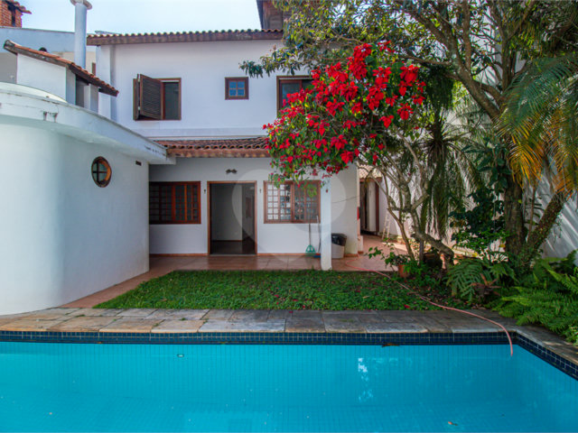 Casa à venda com 3 suítes em Chácara Flora, São Paulo, SP