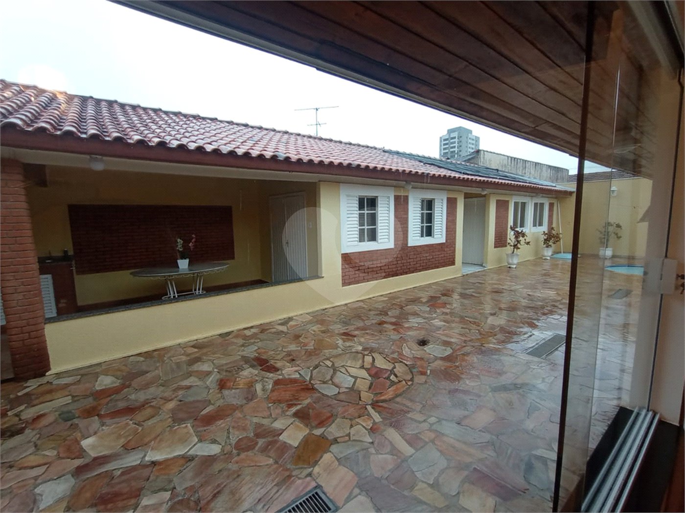 Casa à venda com 4 quartos, sendo 3 suítes,  no Centro, Itapetininga, SP