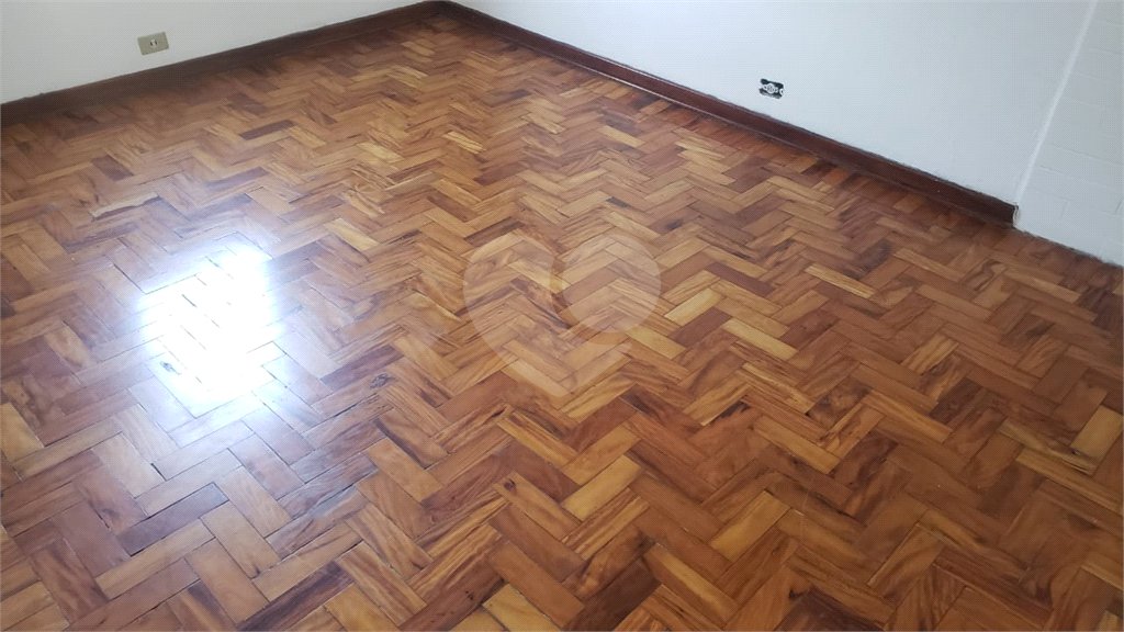 Sobrado à venda com 3 quartos, sendo 1 suíte, em Horto, São Paulo, SP