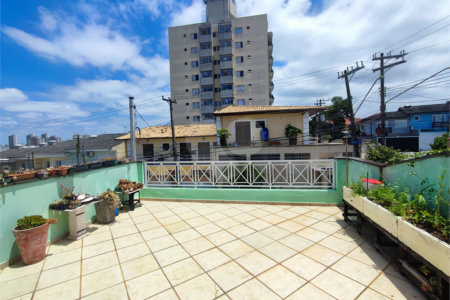Sobrado à venda com 3 quartos em Campo Grande, São Paulo, SP