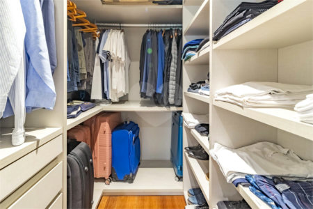 Apartamento à venda com 4 quartos, sendo 3 suítes, em Santa Cecília, São Paulo, SP