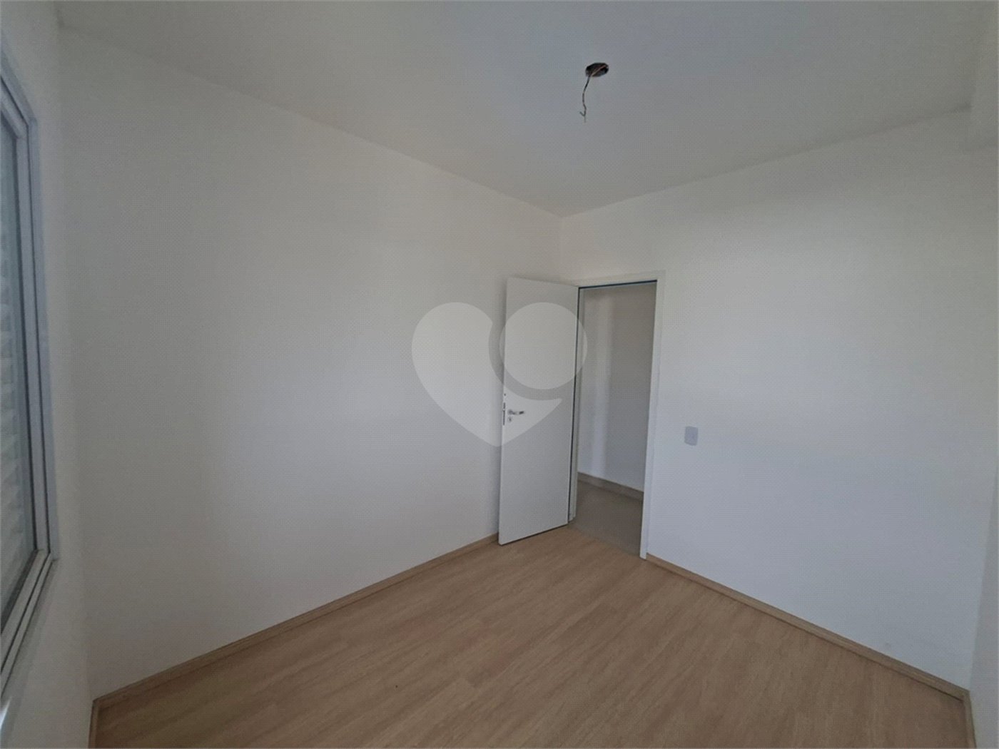 Apartamento à venda ou para alugar com 3 quartos, sendo 1 suíte, em Vila Macia, Itapetininga, SP
