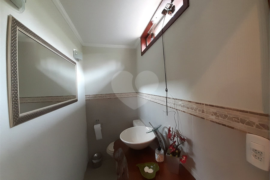 Casa à venda com 4 quartos, sendo 2 suítes,  em Jardim Floresta, São Paulo, SP