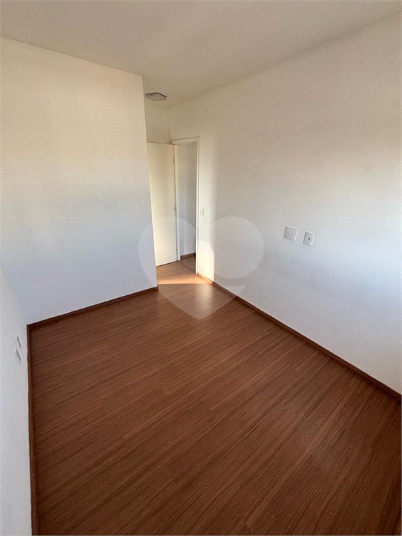 Apartamento à venda com 2 quartos, sendo 1 suíte, em Vila Galvão, Guarulhos, SP