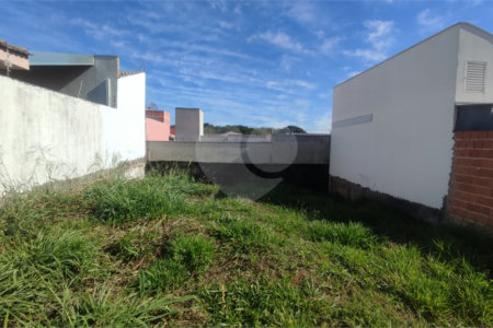 Terreno à venda no bairro Jardim Embaré, em São Carlos/SP