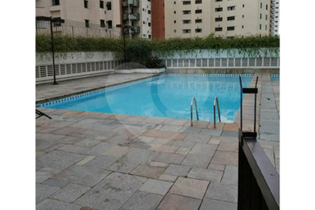 Apartamento à venda com 3 suítes em Tatuapé, São Paulo, SP