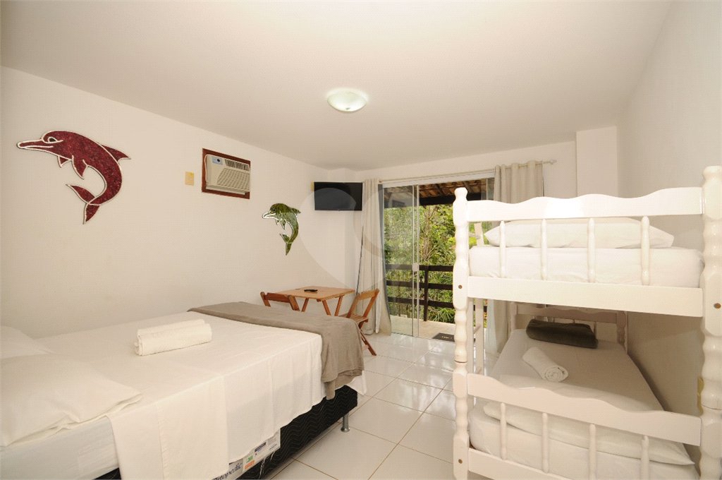 Hotel à venda com 12 quartos, sendo 13 suítes,  em Alto de Búzios, Armação dos Búzios, RJ