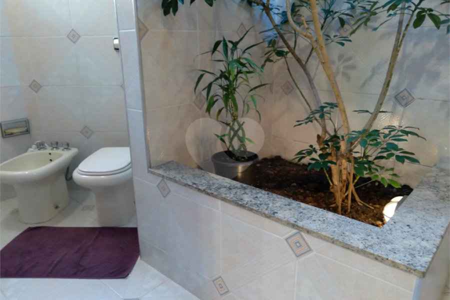 Sobrado à venda com 4 quartos, sendo 1 suíte, em Jardim São Paulo(zona Norte), São Paulo, SP
