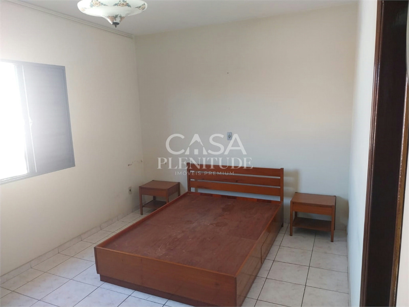 Casa à venda com 3 quartos, sendo 1 suíte, em Jardim Leocádia, Sorocaba, SP