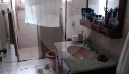Sobrado à venda com 3 quartos, sendo 1 suíte,  em Ipiranga, São Paulo, SP