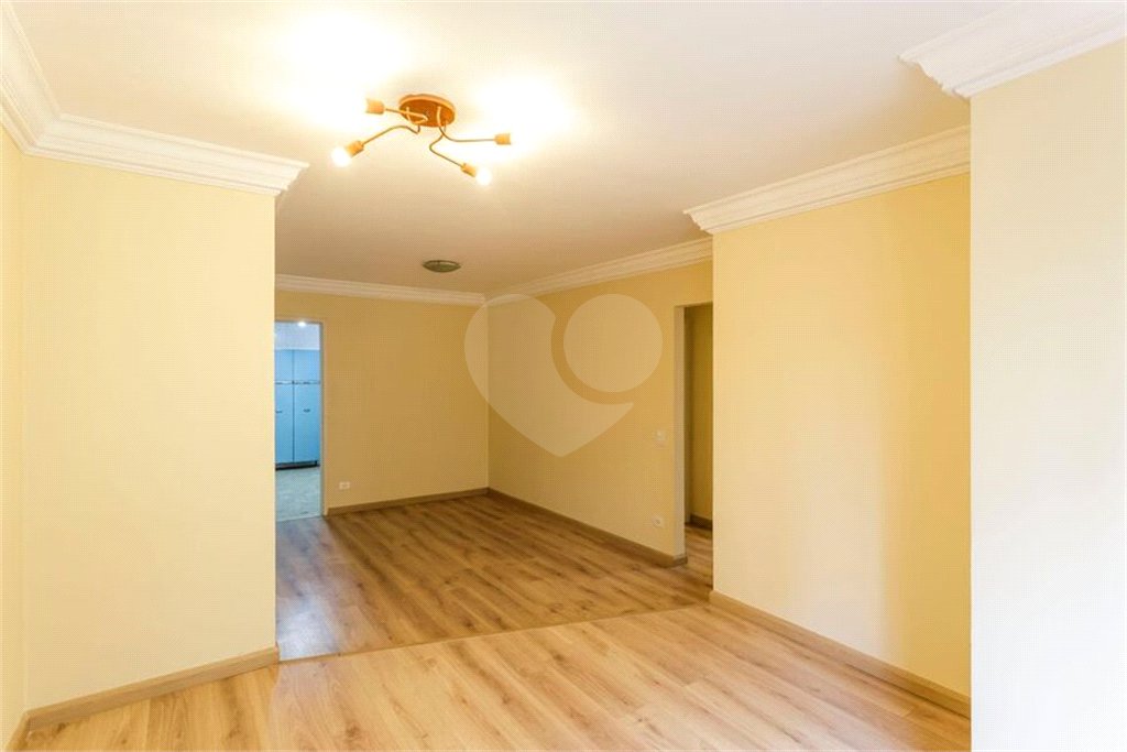 Apartamento à venda com 2 quartos, sendo 1 suíte, em Vila Uberabinha, São Paulo, SP