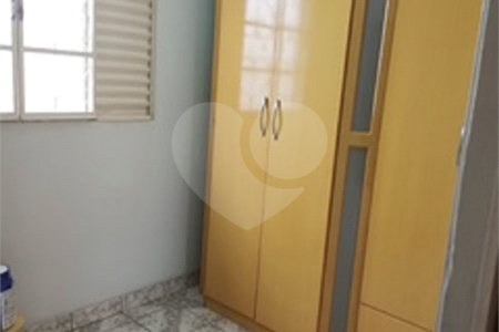 Casa à venda com 3 quartos, sendo 1 suíte, em Vila Roque, São Paulo, SP