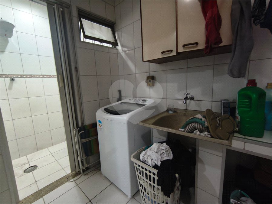 Sobrado à venda com 8 quartos, sendo 2 suítes, em Parada Inglesa, São Paulo, SP