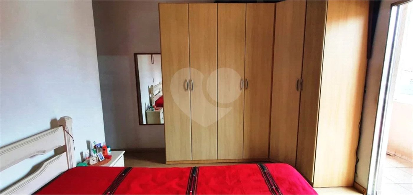 Sobrado à venda com 3 quartos, sendo 1 suíte, em Horto Florestal, São Paulo, SP