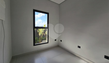 Casa Térrea à venda com 3 quartos, sendo 1 suíte,  em Laranja Azeda, Atibaia, SP