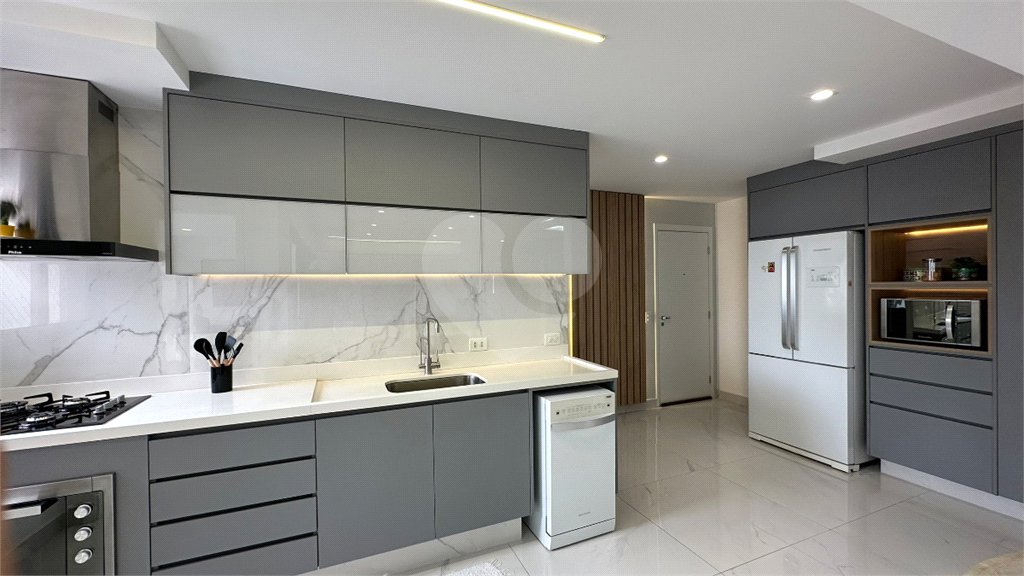 Apartamento à venda com 3 suítes em Jardim Prudência, São Paulo, SP