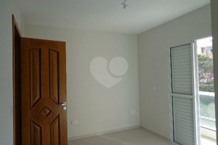 Sobrado à venda com 3 quartos, sendo 1 suíte, em Vila Vitório Mazzei, São Paulo, SP