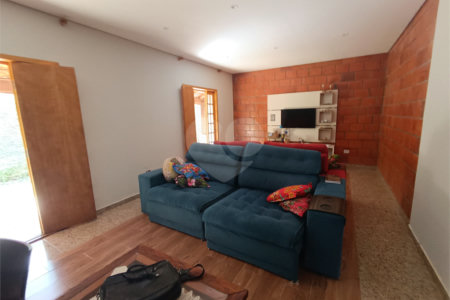 Casa para alugar com 3 suítes em Jardim Rene, São Roque, SP