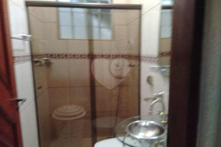 Casa à venda com 4 quartos, sendo 2 suítes, em Jardim Vila Galvão, Guarulhos, SP