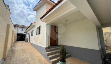 Casa à venda com 3 quartos, sendo 1 suíte, no Centro, Itapetininga, SP