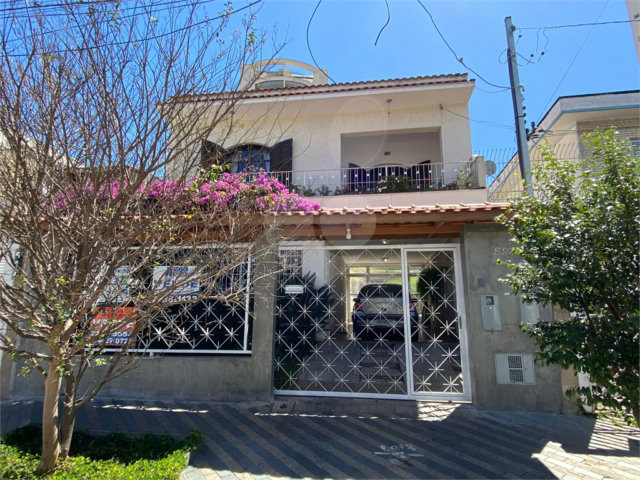 Sobrado à venda com 4 quartos, sendo 2 suítes,  em Vila Maria, São Paulo, SP