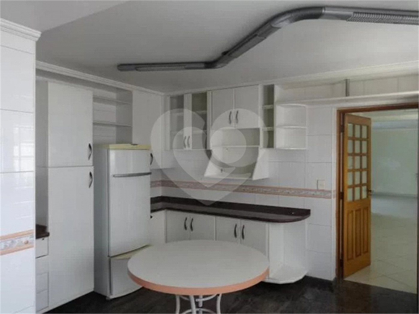 Casa à venda com 4 quartos, sendo 2 suítes, em Horto, São Paulo, SP