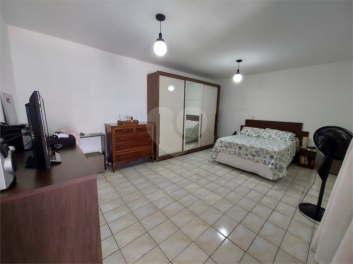 Casa à venda com 5 quartos, sendo 1 suíte, em Santa Claudina, Vinhedo, SP
