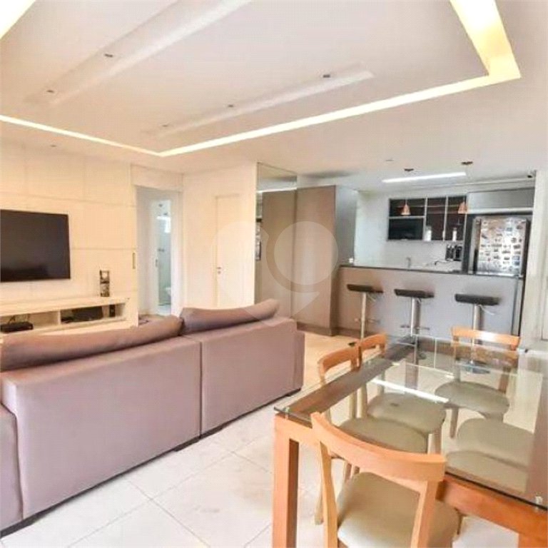 Apartamento no Ipiranga de 94m2 com 2 dorms, 1 suíte, 3 banheiros, 2 vagas. Estuda permuta.