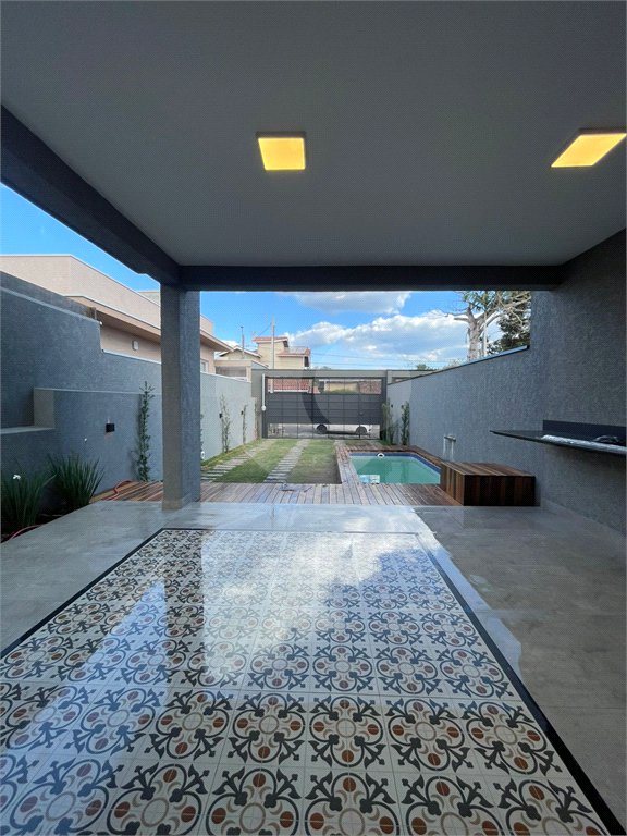 Casa à venda com 3 suítes em Jardim Ipê, Atibaia, SP