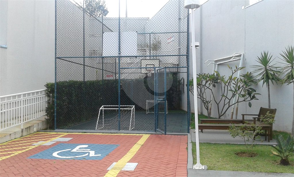 Casa à venda com 3 quartos, sendo 1 suíte,  no condomínio Liberty, Mogi das Cruzes - SP