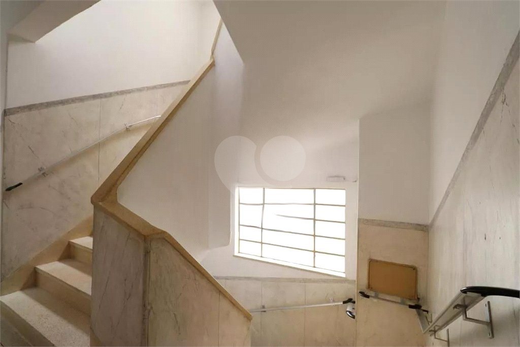 Apartamento à venda com 2 quartos em Lapa, São Paulo, SP