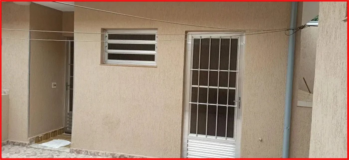 Sobrado à venda com 4 quartos, sendo 1 suíte,  em Alto da Lapa, São Paulo, SP