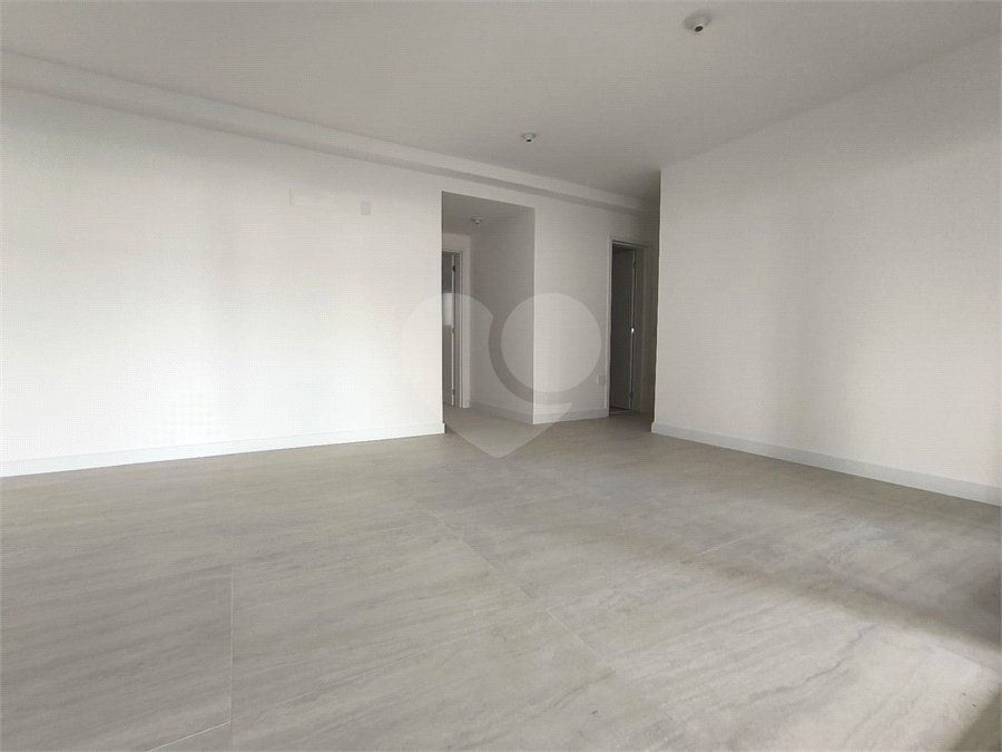 Apartamento à venda ou para alugar com 3 suítes em Água Branca, São Paulo, SP