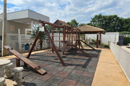 Casa à venda com 2 quartos em Parque Atalaia, Cuiabá, MT