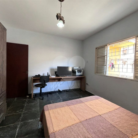 Casa à venda com 5 quartos, sendo 2 suítes,  em Jardim Maristela, Atibaia, SP