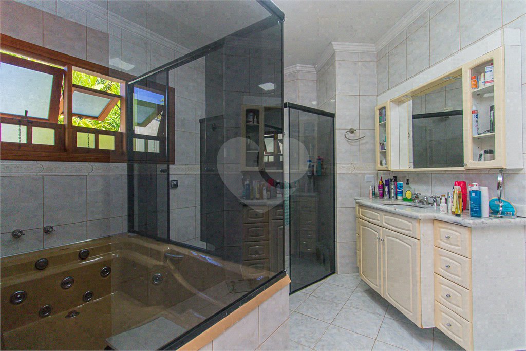 Casa à venda com 3 suítes em Jardim Prudência, São Paulo, SP