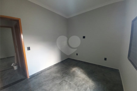 Casa à venda com 3 quartos, sendo 1 suíte, no condomínio Horto Florestal Villagio, Sorocaba - SP
