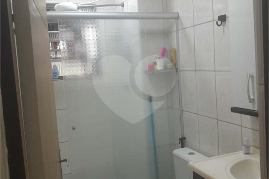 Apartamento à venda com 2 quartos em Cidade Tiradentes, São Paulo, SP