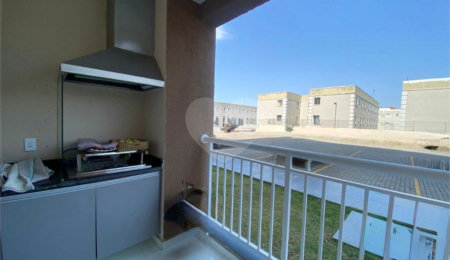 Apartamento à venda com 2 quartos, sendo 1 suíte,  em Aparecidinha, Sorocaba, SP