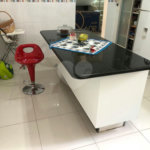 Casa à venda com 3 quartos, sendo 1 suíte, no condomínio Parque Suiça, Caieiras - SP
