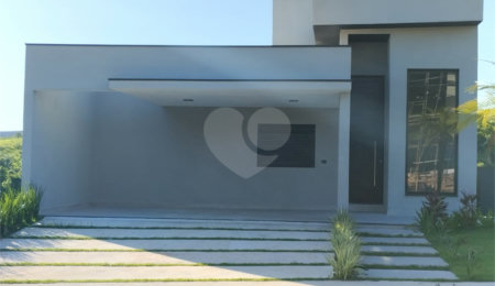 Casa à venda com 3 suítes no condomínio Mirante dos Ipês, Salto - SP