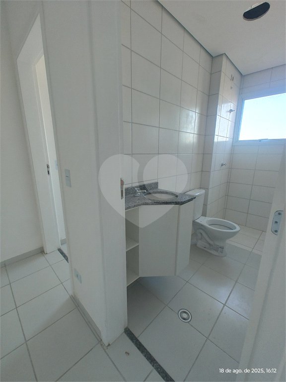 Apartamento para alugar com 3 quartos, sendo 1 suíte,  em Jardim das Palmeiras, Atibaia, SP