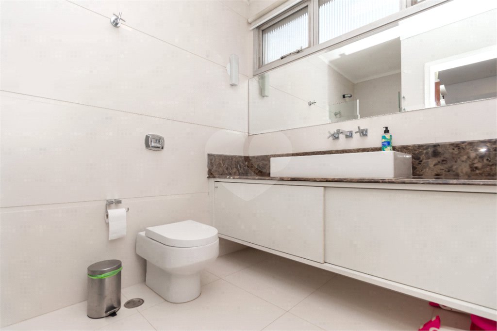 Apartamento à venda com 2 quartos, sendo 1 suíte, em Campo Belo, São Paulo, SP