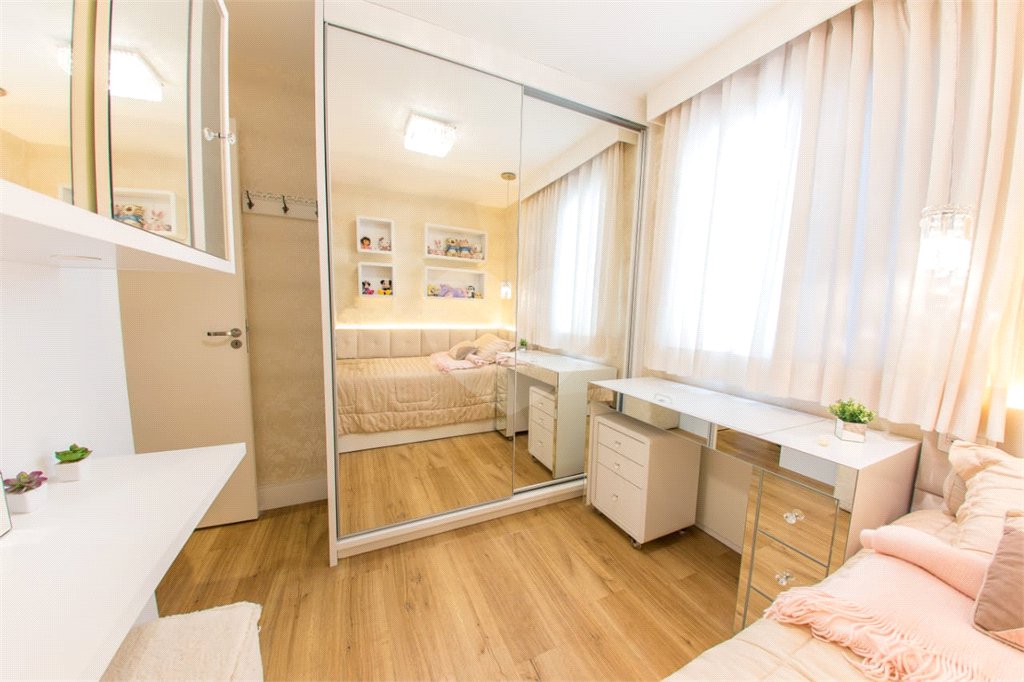 Apartamento à venda com 3 quartos, sendo 1 suíte, em Vila Campestre, São Paulo, SP