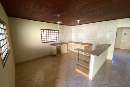 Casa à venda com 2 quartos, sendo 1 suíte, em Vila Renô, Ponta Porã, MS