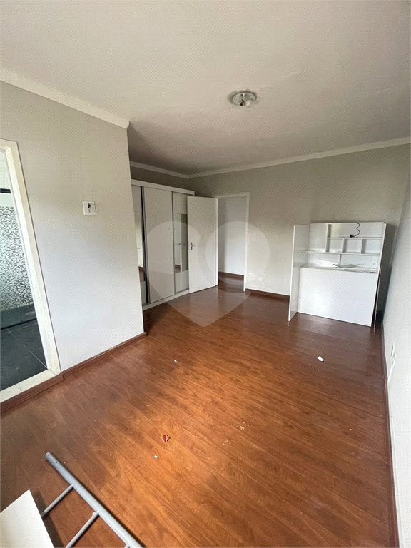 Sobrado à venda com 3 quartos, sendo 2 suítes,  em Vila Oliveira, Mogi das Cruzes, SP